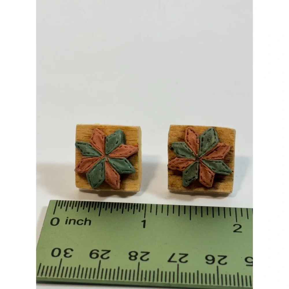 Cute Vintage Quilt Block in Resin Novelty Earrings Stocking Stuffer - Picture 7 of 7